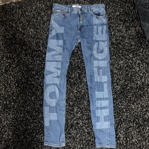 Tommy Hilfiger Spellout Jeans